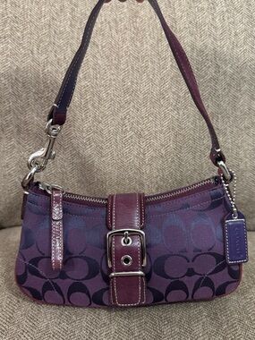 Vintage Coach 6362 Hampton Signature Baguette purple mini shoulder bag Y2K